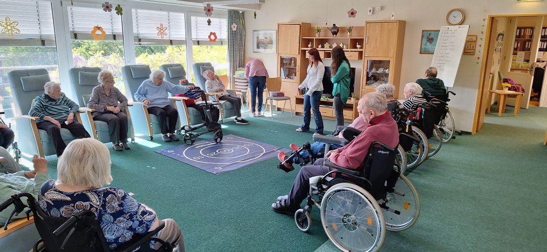 Angeregte Spielerunde