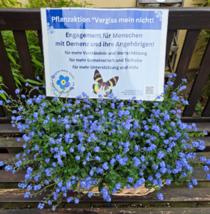 Mit unserer Pflanzaktion setzen wir ein Zeichen der Solidarität für Menschen mit Demenz und ihre Angehörigen.